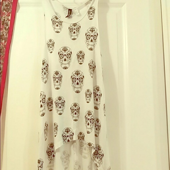 H&M Sugar Skull High Low Tank - Picture 1 of 1